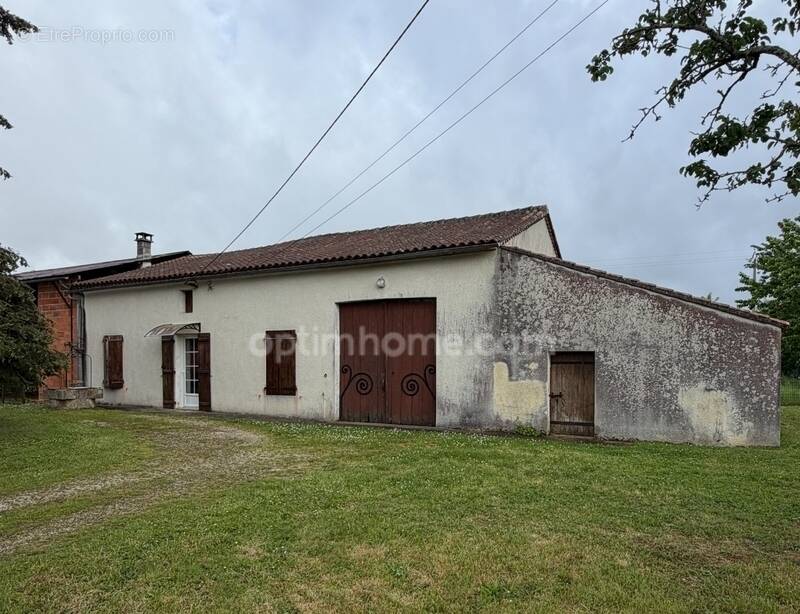 Maison à TAPONNAT-FLEURIGNAC