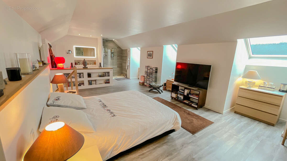 Maison à NANTERRE