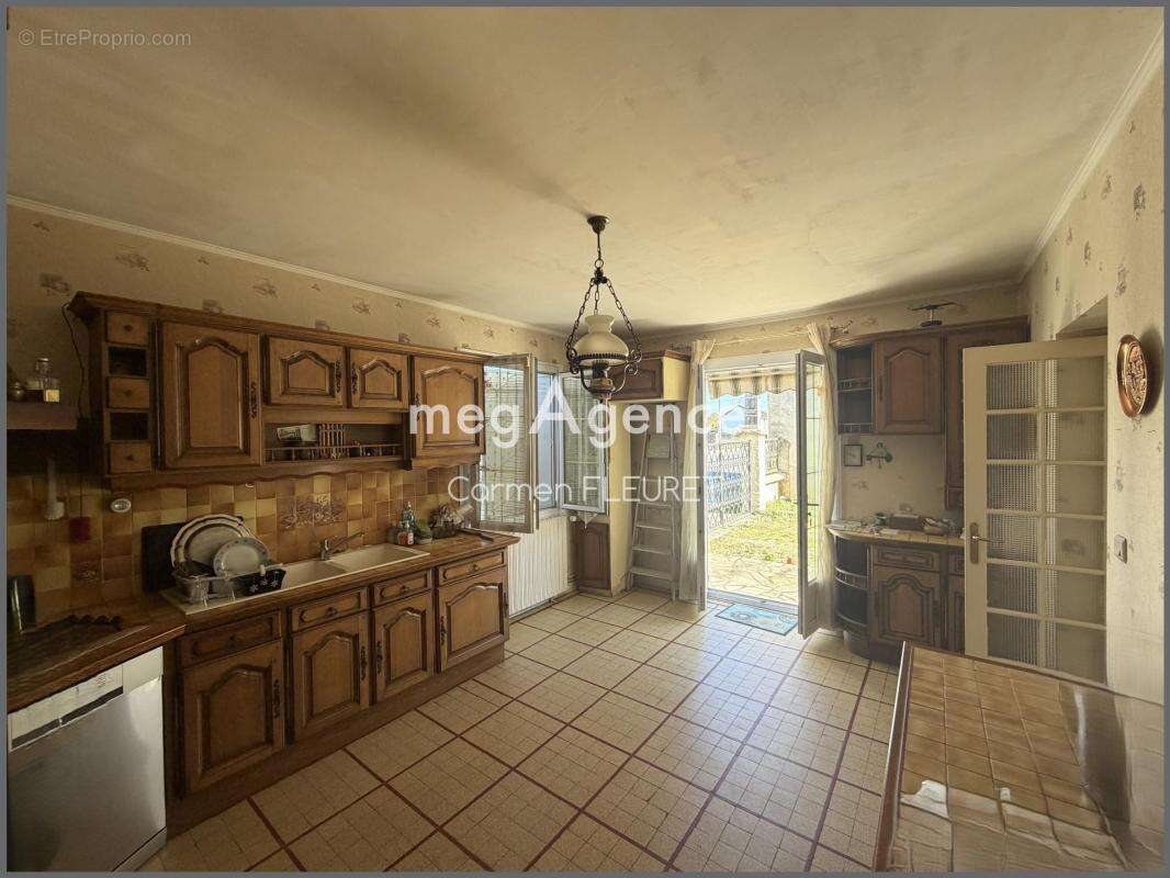 Maison à LE PECHEREAU