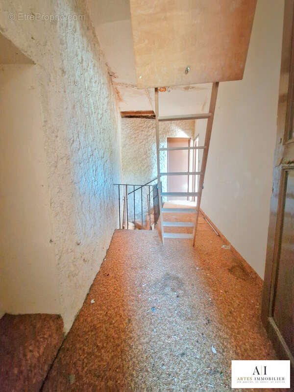 Maison 75 m² à Reauville  - photo 5
