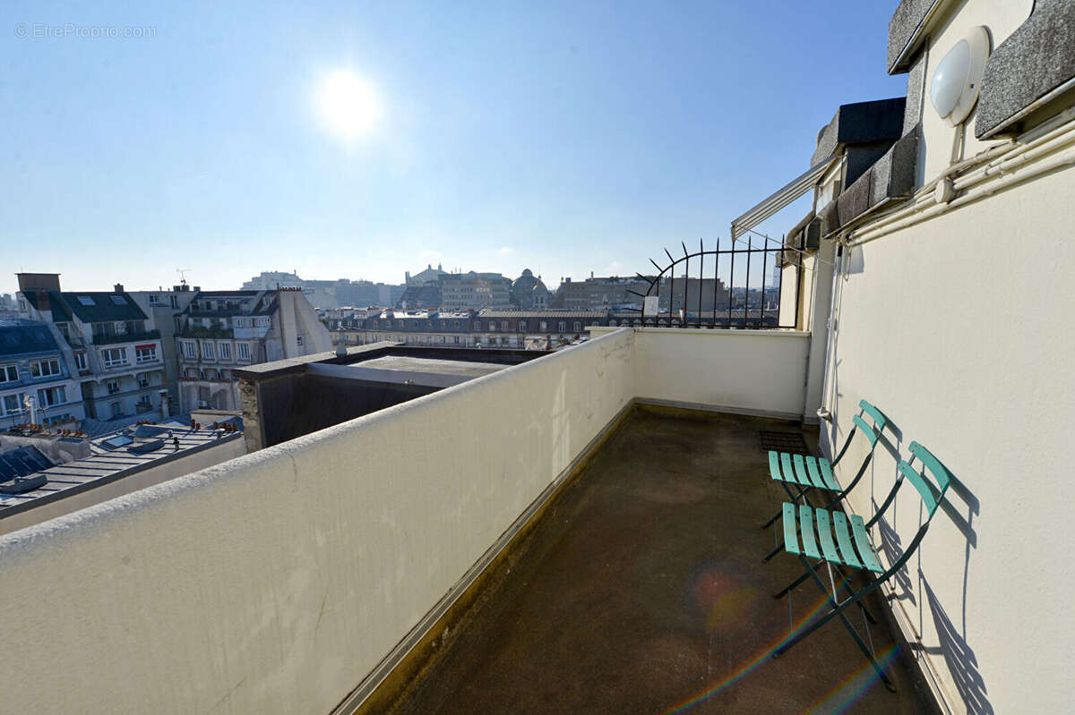 Appartement à PARIS-8E