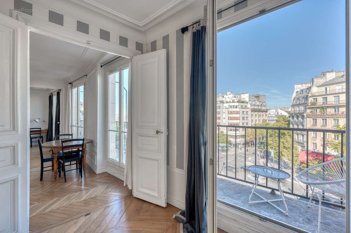 Appartement à PARIS-9E