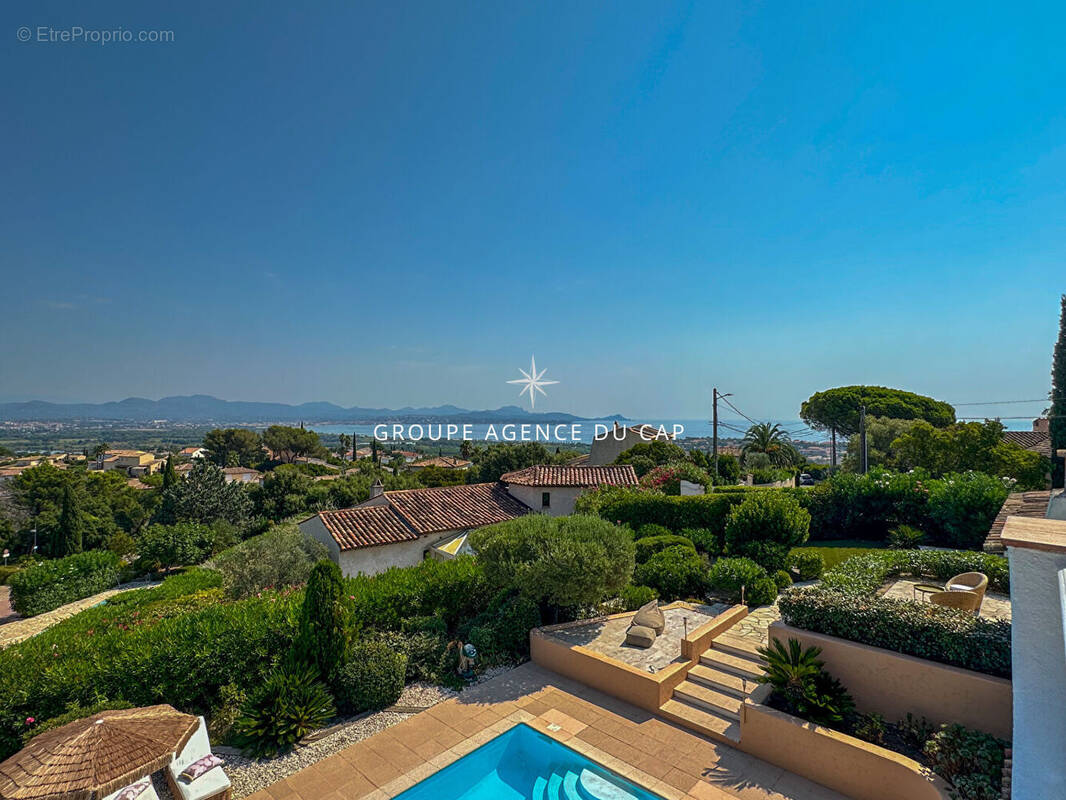 Maison à FREJUS