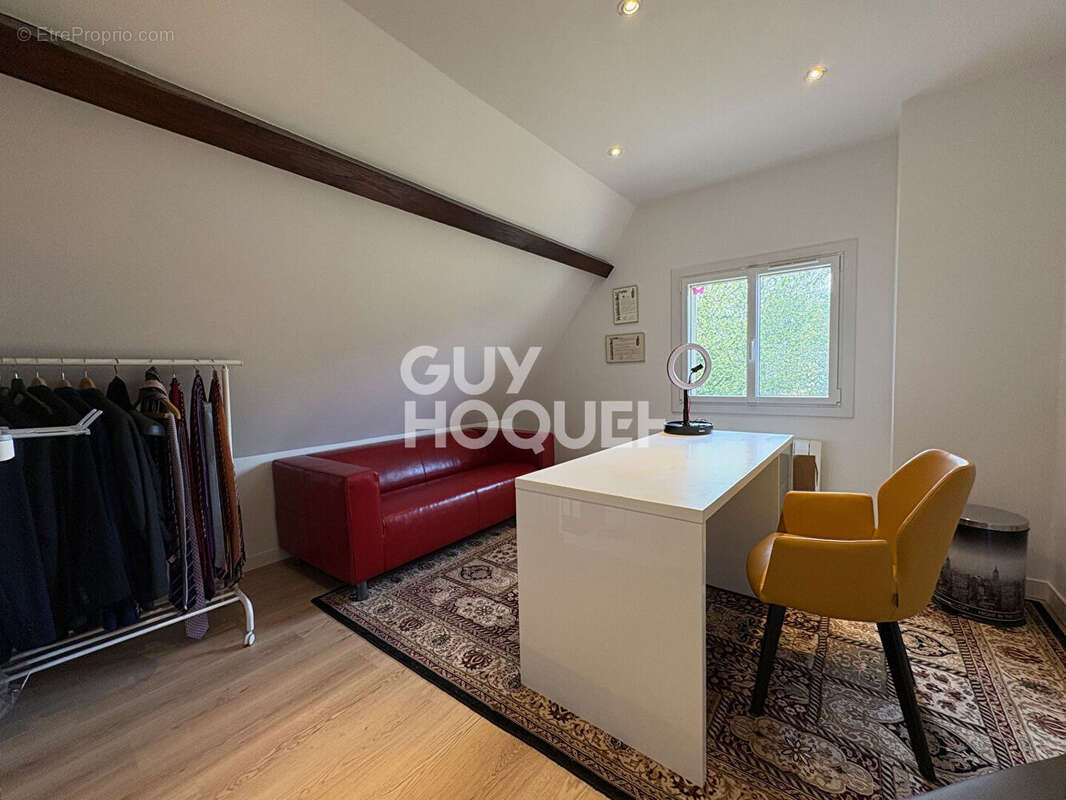 Maison à PULLAY