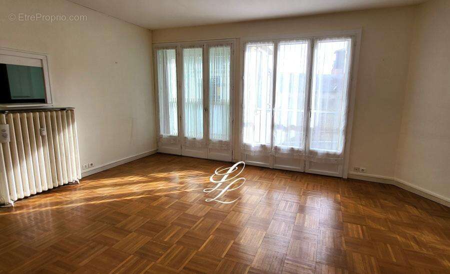 Appartement à SABLE-SUR-SARTHE