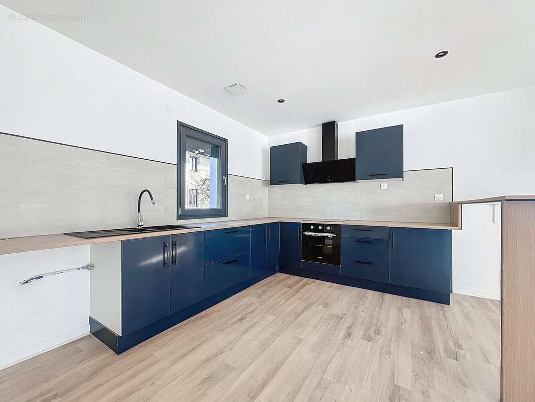 Maison à ROUGEGOUTTE