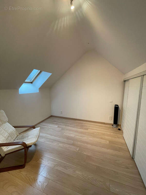 Maison à SAINTE-SAVINE