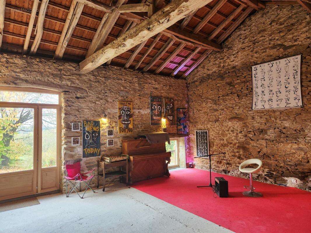 Corps de ferme de 228 m2 - photo 10