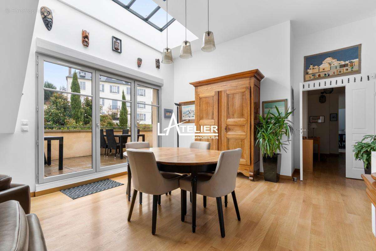 Appartement à L'ETANG-LA-VILLE