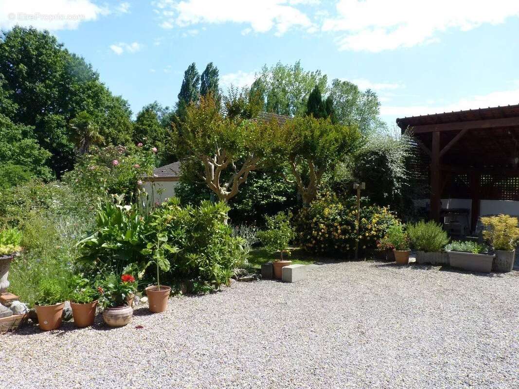 Maison à SALIES-DE-BEARN