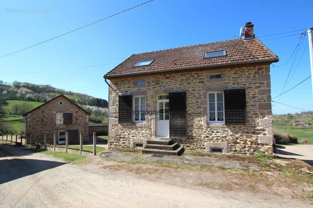 Maison à AUTUN