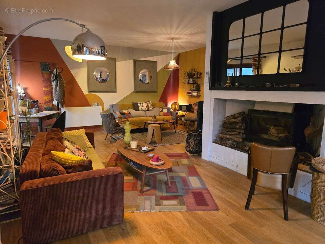 Maison à AUBAIS
