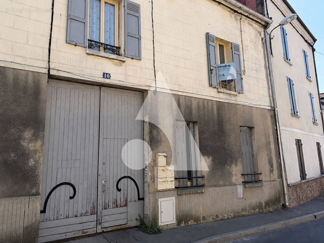Appartement à MERY-SUR-OISE