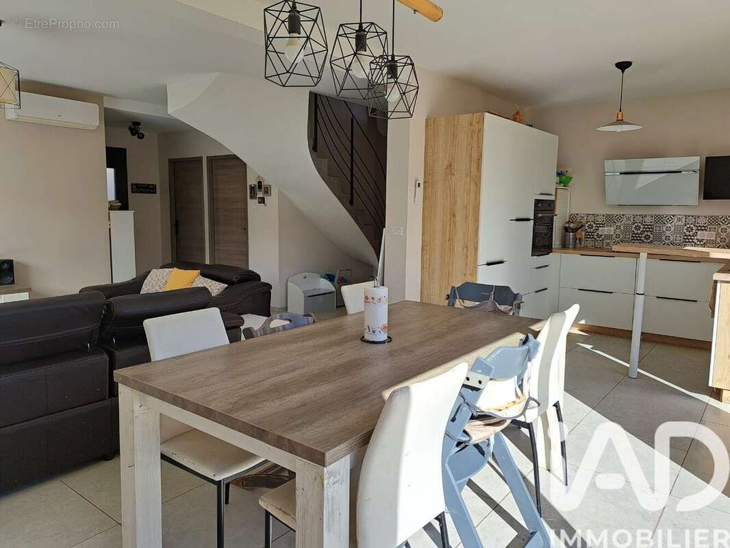Photo 4 - Maison à CUERS