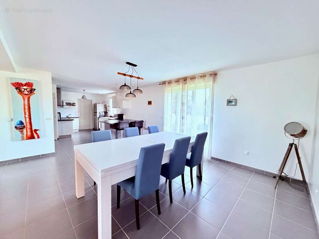 Photo 3 - Maison à THORIGNY-SUR-OREUSE