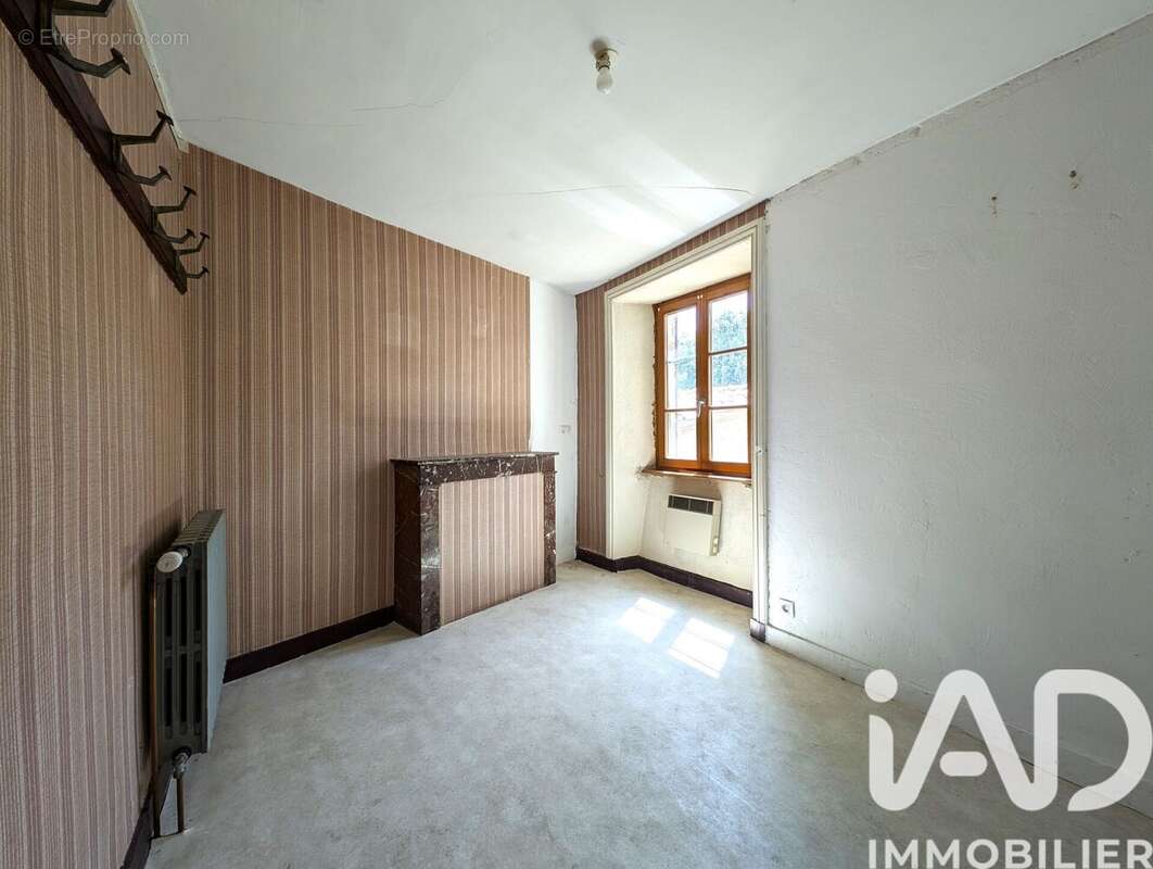 Maison 156 m² à Saint-Felicien  - photo 6