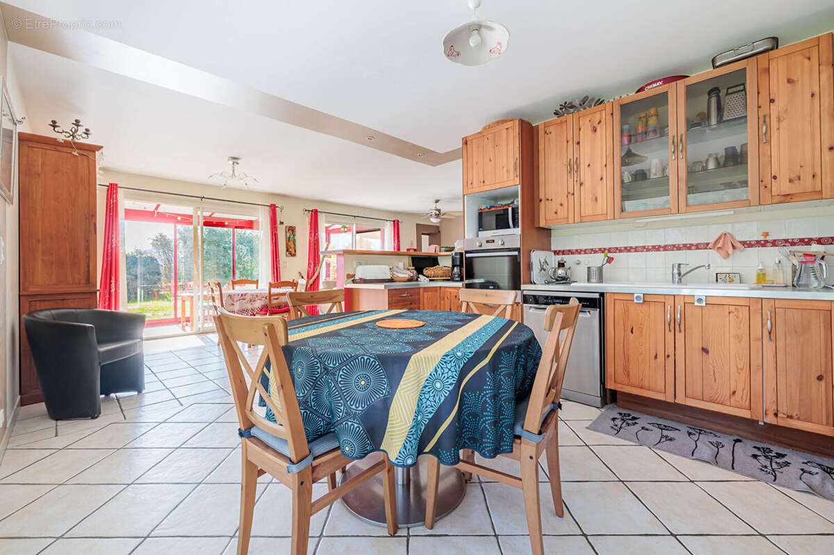 Maison à VILLENEUVE-TOLOSANE