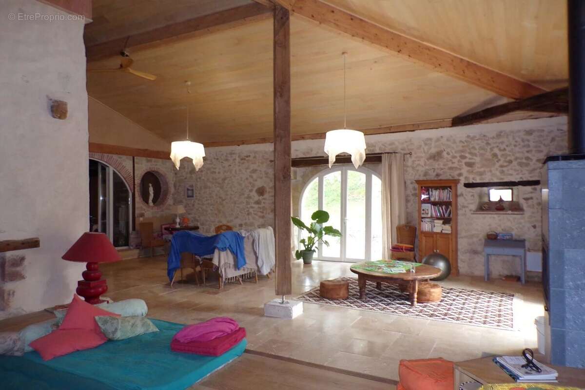 Maison à RIGUEPEU