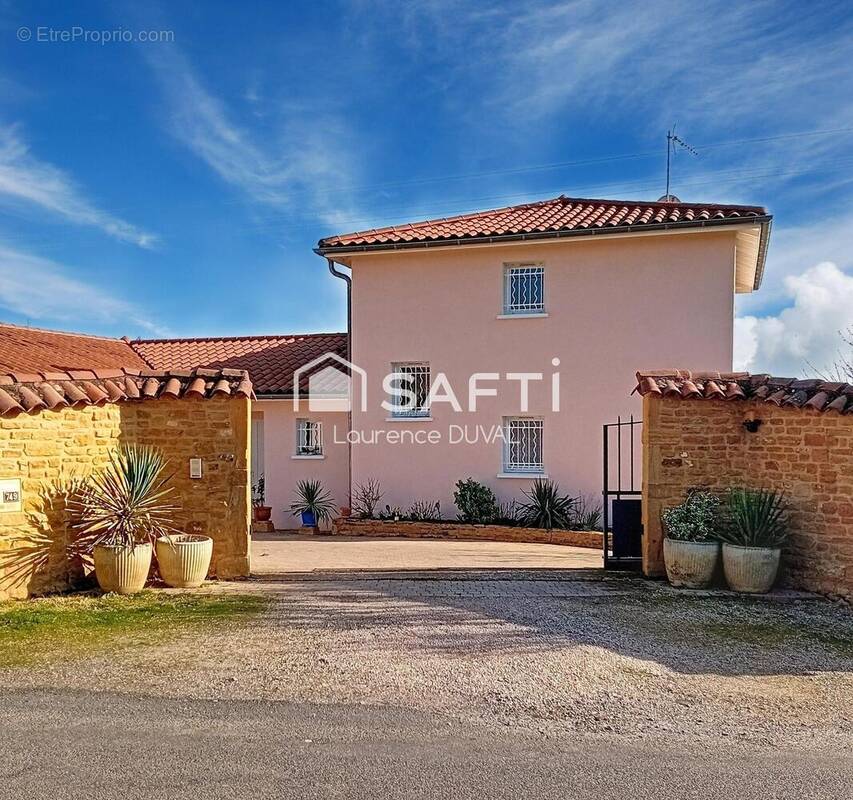 Photo 1 - Maison à OINGT