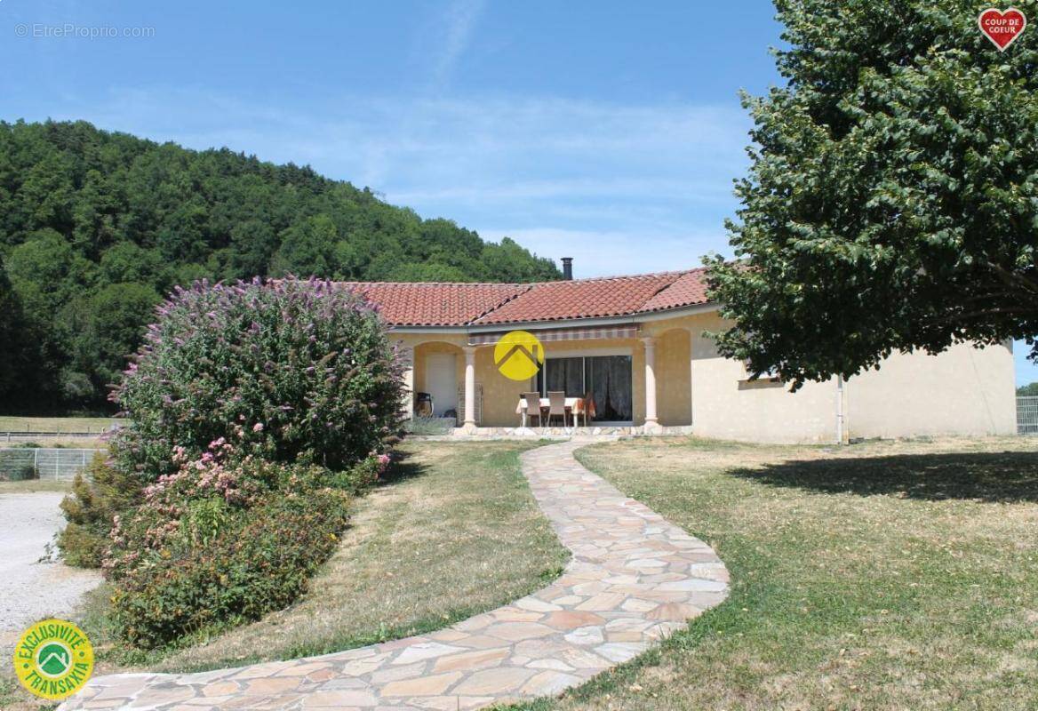 Maison à AURILLAC
