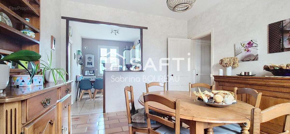 Maison 147 m² à Echire  - photo 5