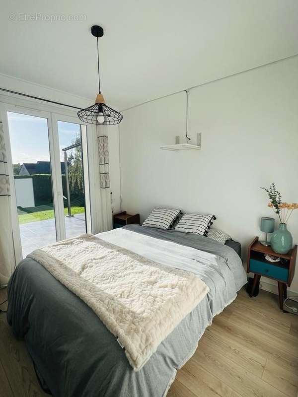 Maison à PLOUNEVEZ-LOCHRIST