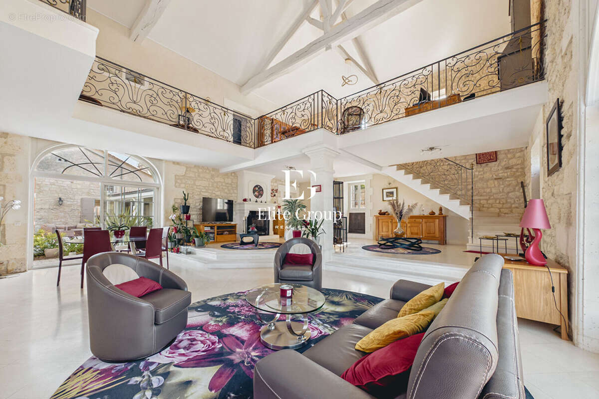Magnifique maison charentaise aux portes d'angouleme - photo 7