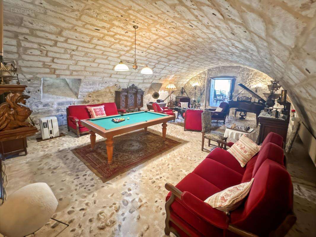 Maison forte aux allures de petit chateau - photo 7