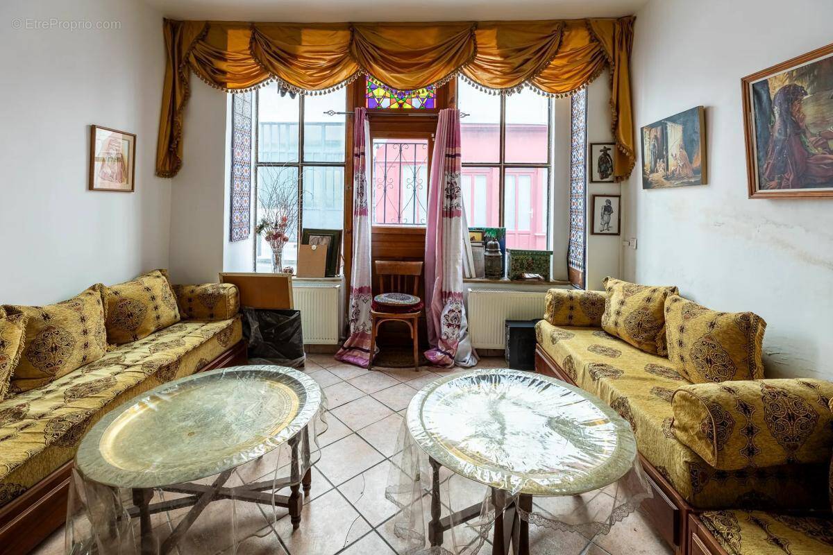 Appartement à PARIS-10E