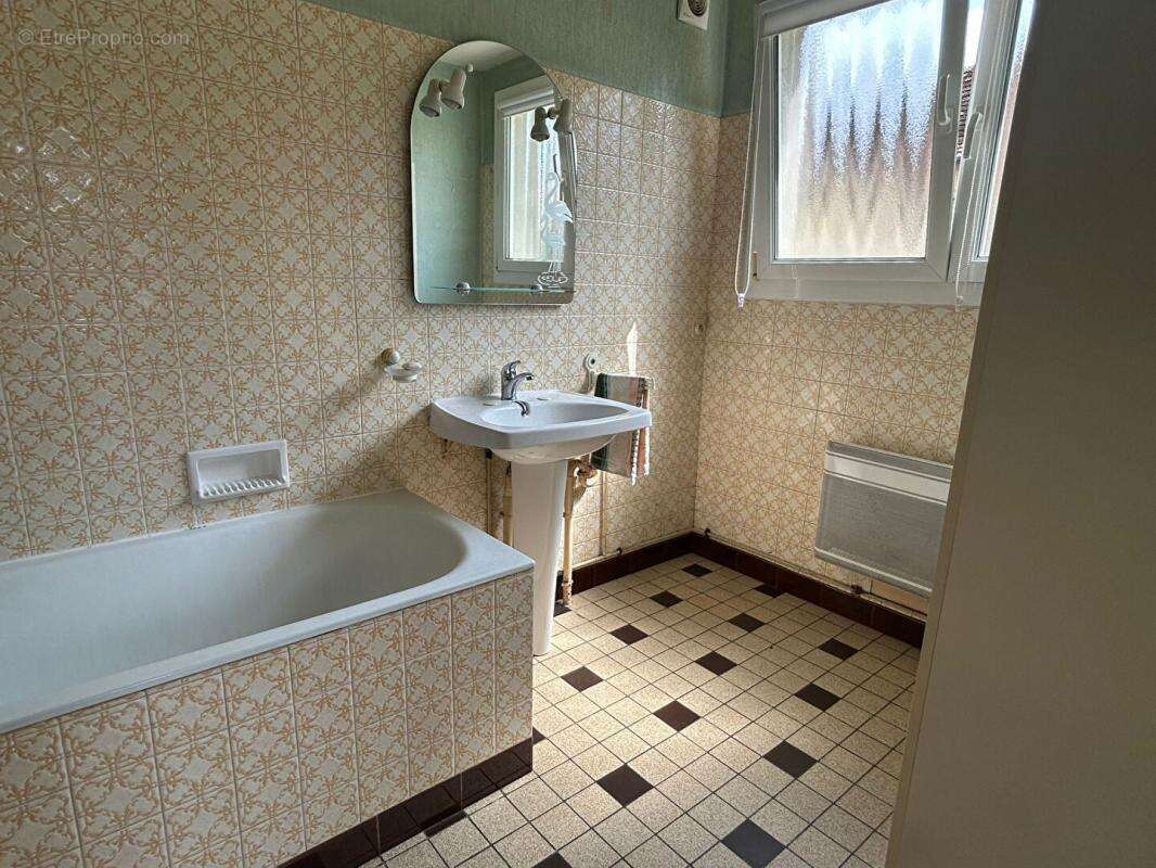 Maison à BOULT-SUR-SUIPPE