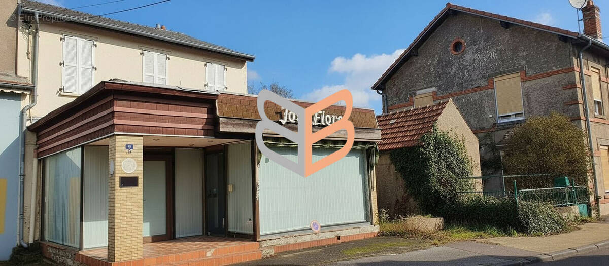 Appartement à AUDUN-LE-ROMAN