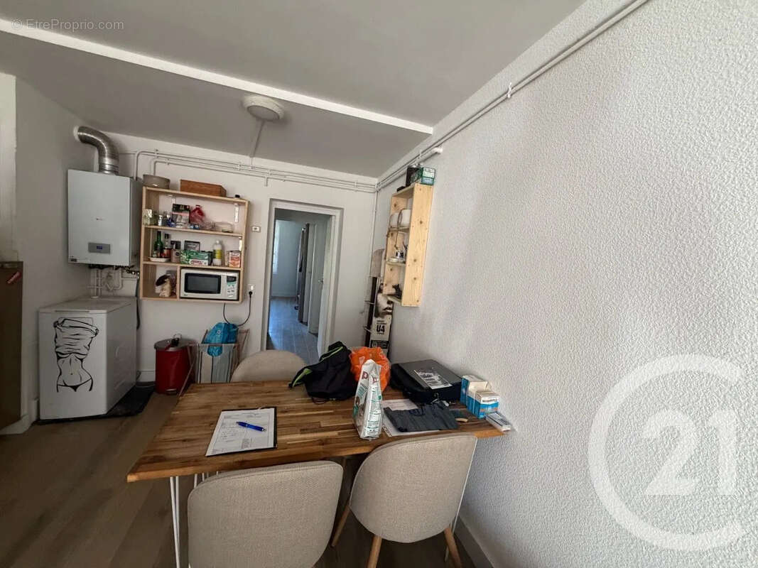Appartement 45 m² à Aurillac  - photo 3