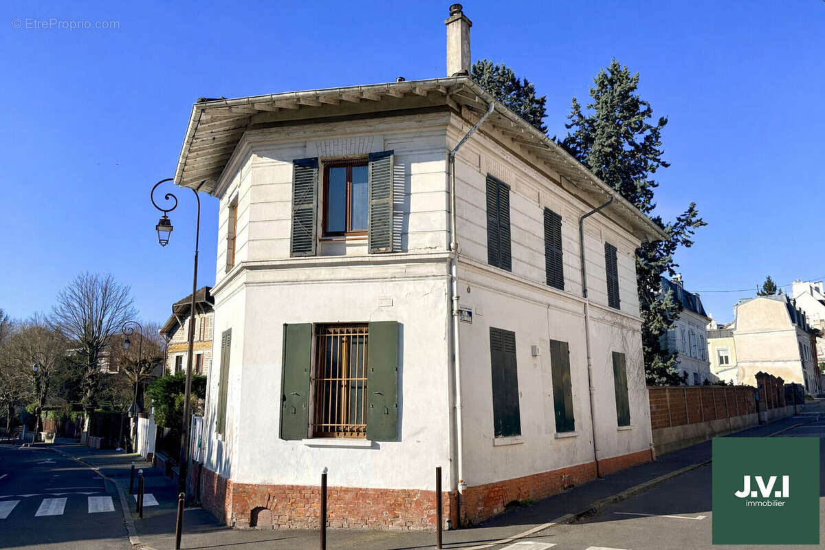 Maison à MONTMORENCY