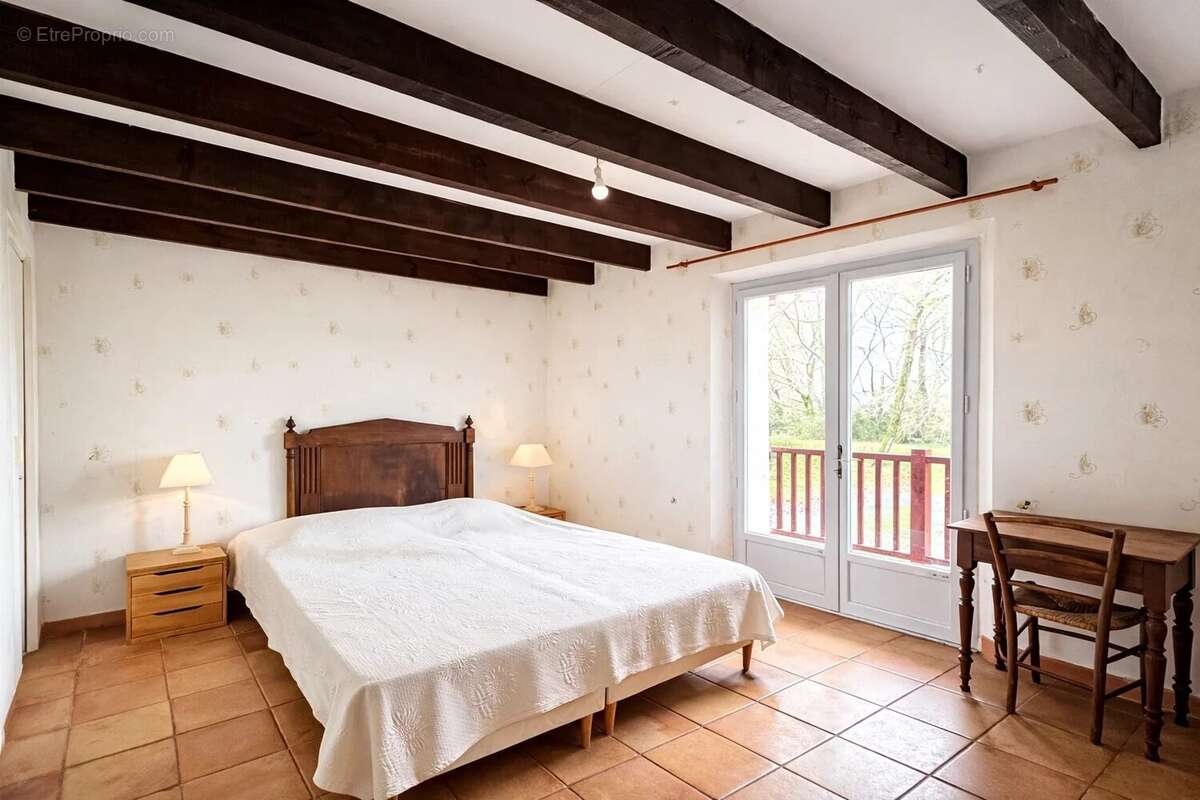 Maison à MOUGUERRE