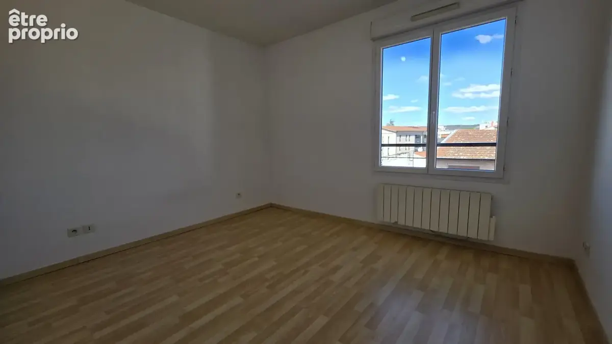 Vaulx-en-velin-village   t2 de 40 m2 avec balcon et parking en sous-sol - photo 6