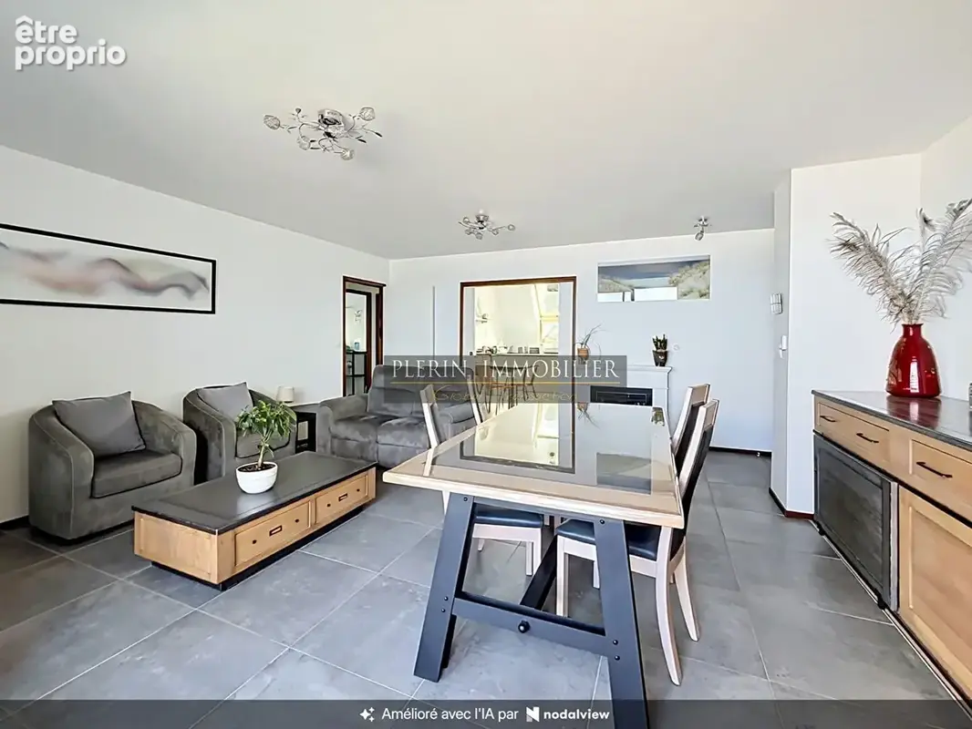 Appartement trois chambres, première ligne mer, haut standing - photo 3