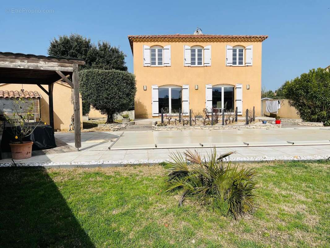 Photo 4 - Maison à SORGUES