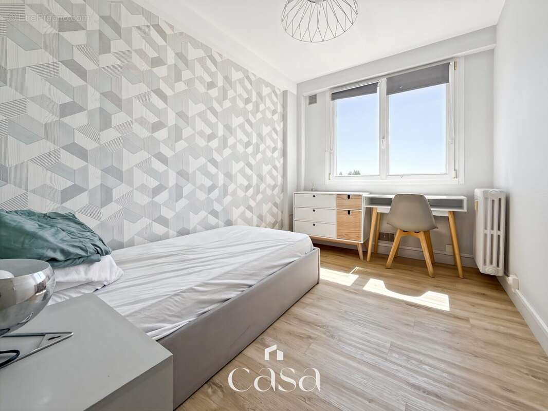 Appartement 75 m² à Herouville-Saint-Clair  - photo 7