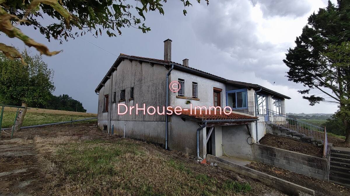 Maison à SAINT-AVIT