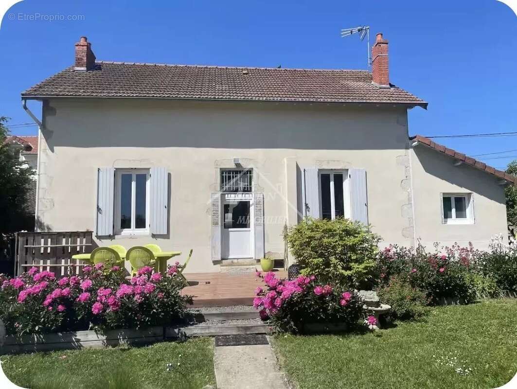 Maison à GANNAT