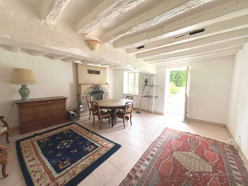 Maison 81 m² à Sens  - photo 3