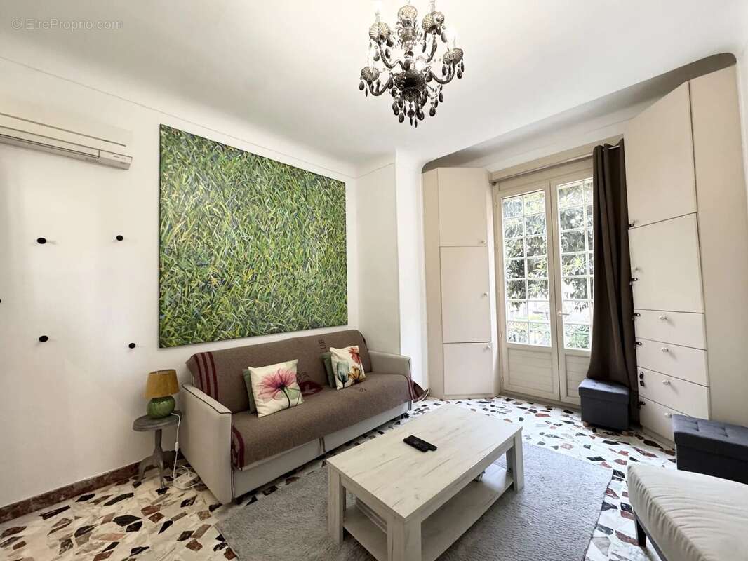 Appartement à BEAUSOLEIL