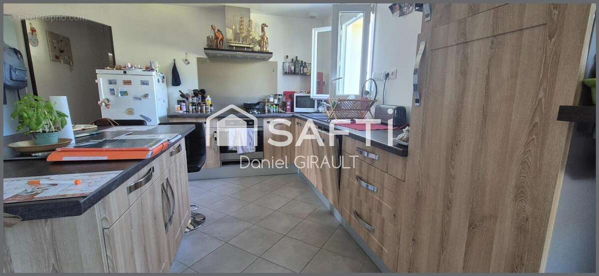 Maison 95 m² à Saint-Andre-De-Lidon  - photo 8