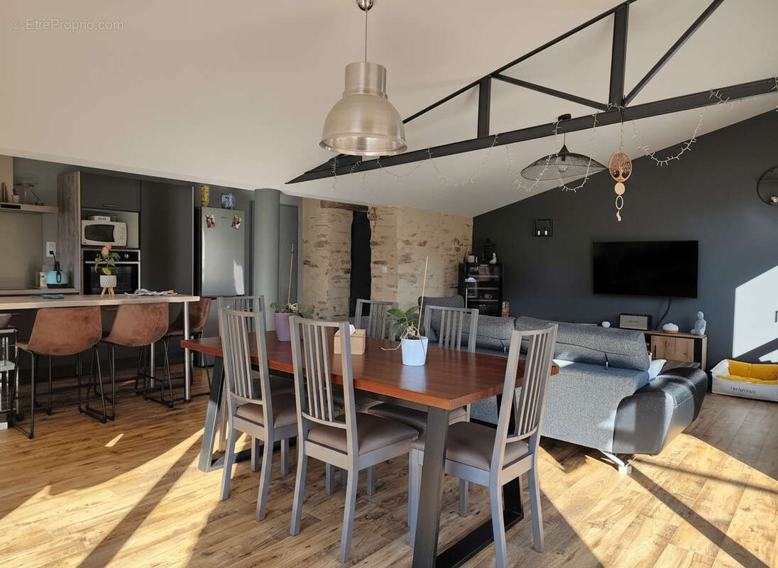 Maison à TALMONT-SAINT-HILAIRE