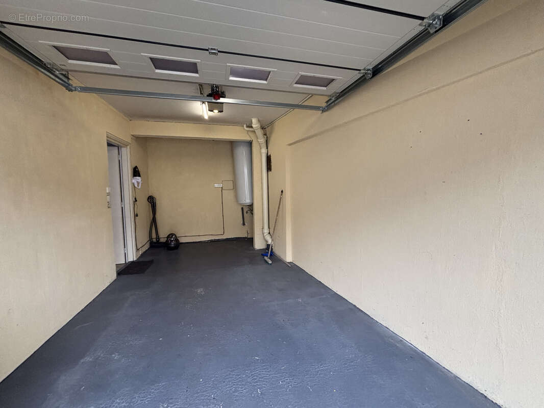 CHATILLON SUR SEINE : proche du centre ville ,maison rénovée de 120 m2 avec grange de 100m2 et cour - photo 21