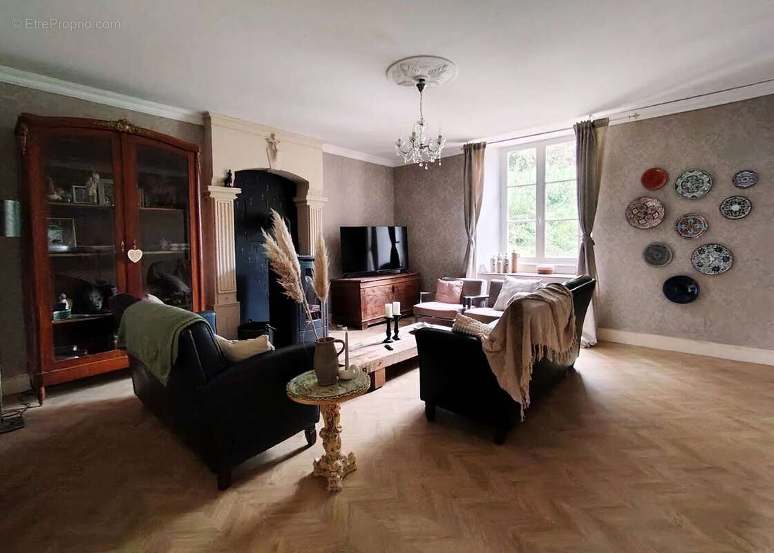 Maison à GRAFFIGNY-CHEMIN