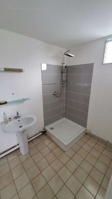 Appartement à BAIE-MAHAULT