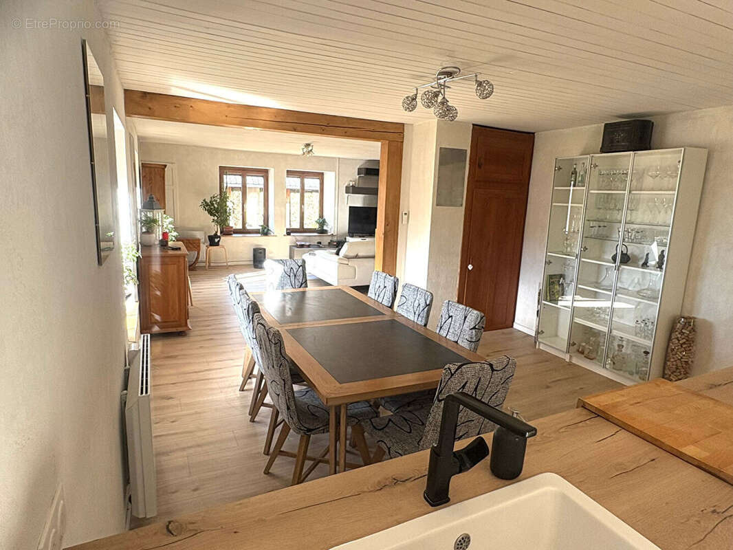 Maison à HAUTERIVE-LA-FRESSE