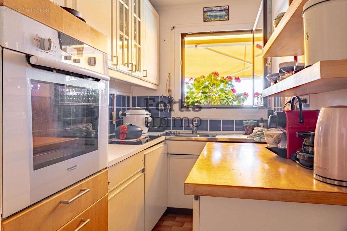 Appartement à ISSY-LES-MOULINEAUX