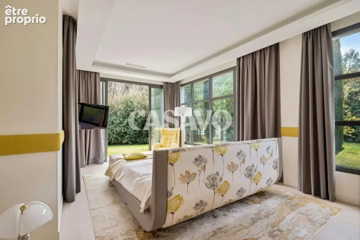 Vente Maison 6 pièces de 272m² - 13390 Auriol - photo 8